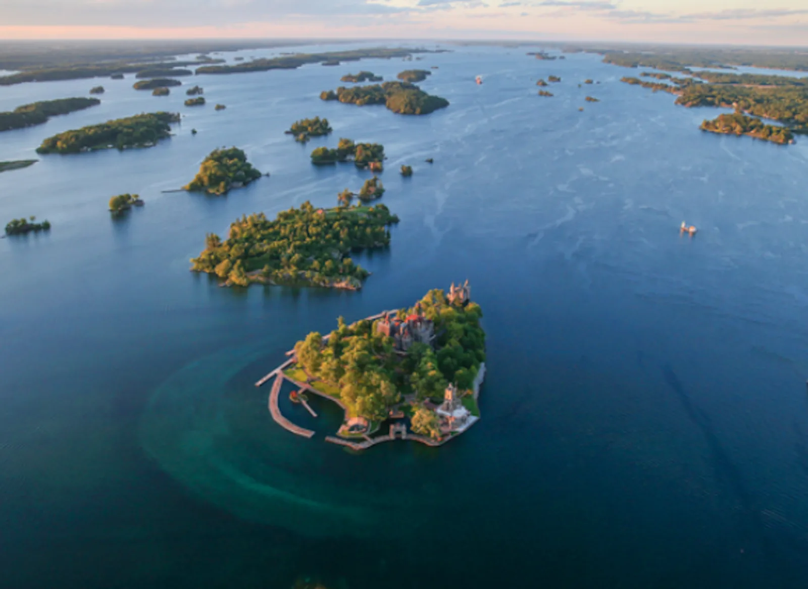 From Ivy Lea: 1000 Islands Boldt Castle Scenic Cruise — Thousand Islands landmark view
